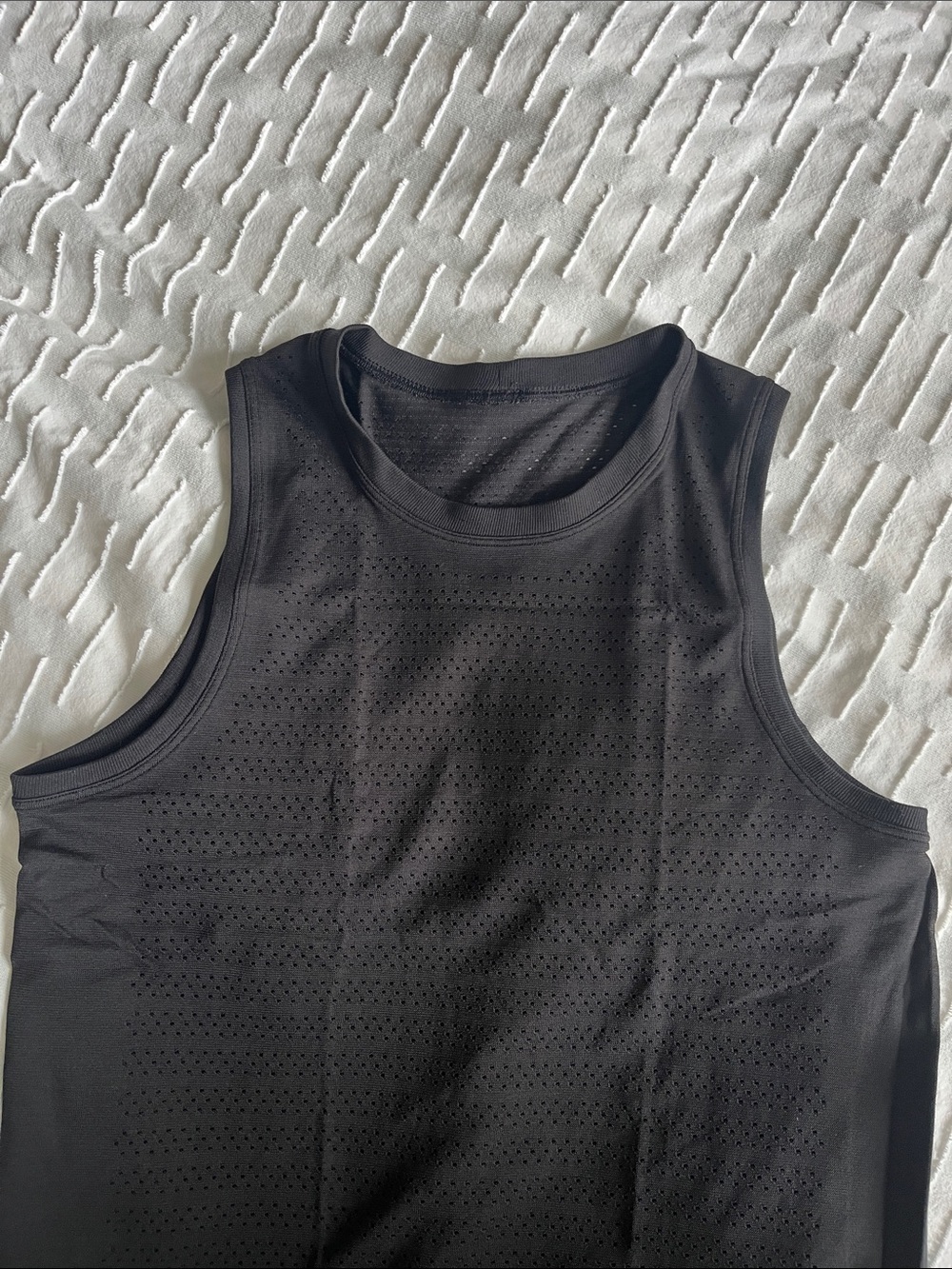 lululemon Black Perforated Workout Tank Top - Picture 3 of 9